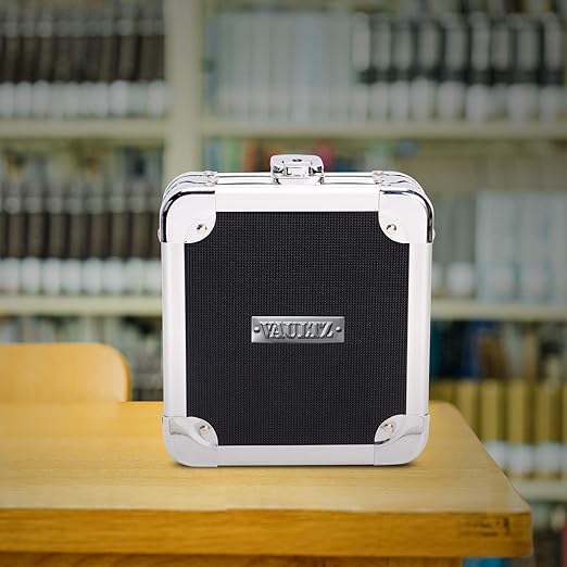 Leitz Vaultz CD DVD Hard Case Wallet 32 Disc Capacity Black + Sleeves, Supports over 120 KG of pressure without breaking